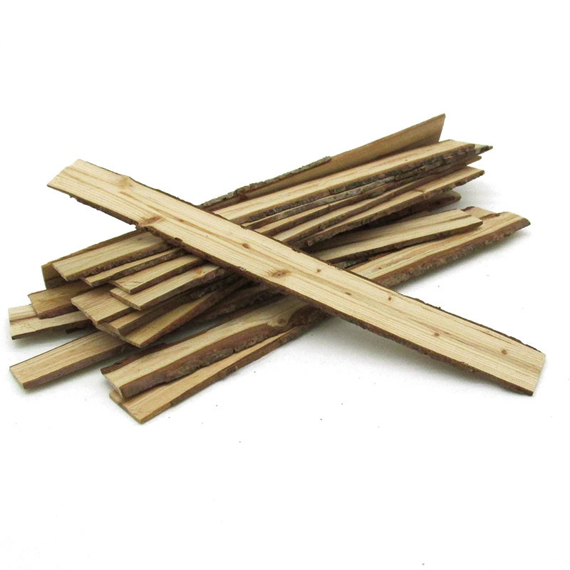 10 ungesäumte Holzbretter, lose